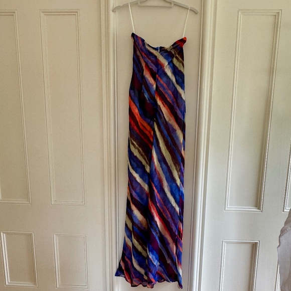 🆕 Runaway The Label Velzy Strapless Dress in Riveria Print - Picture 9 of 9